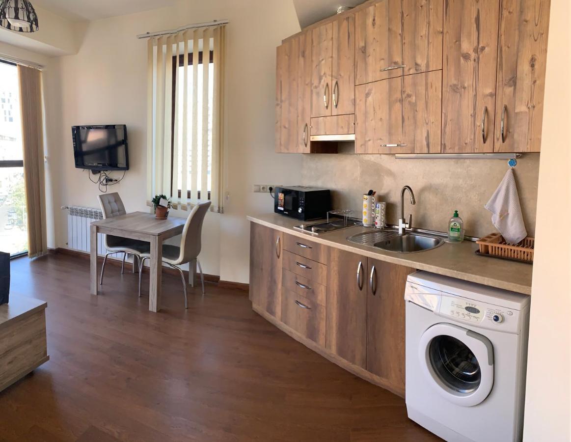 City Central Apartment Єреван Екстер'єр фото